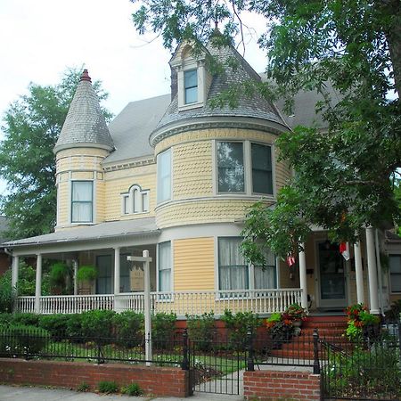 C.W. Worth House Bed And Breakfast Wilmington Habitación foto
